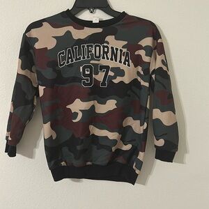 Youth Girl Shein Camo Graphic Drop Sweater Size 9 Y